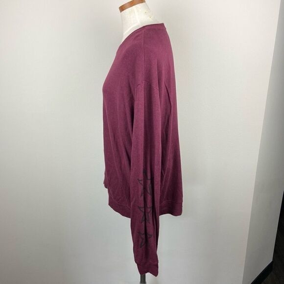 Sundry ‘Star Sleeve’ Crewneck Sweatshirt - Picture 4 of 6